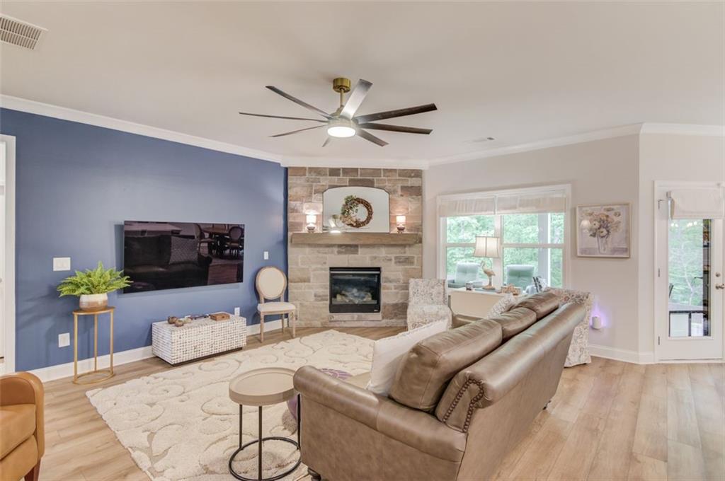 5955 Belafonte Walk, Gainesville, Georgia image 4