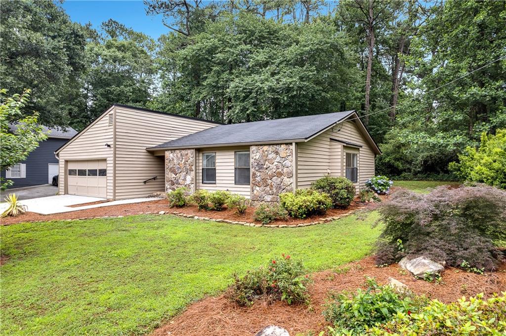 2786 Olde Gate Court, Snellville, Georgia image 2