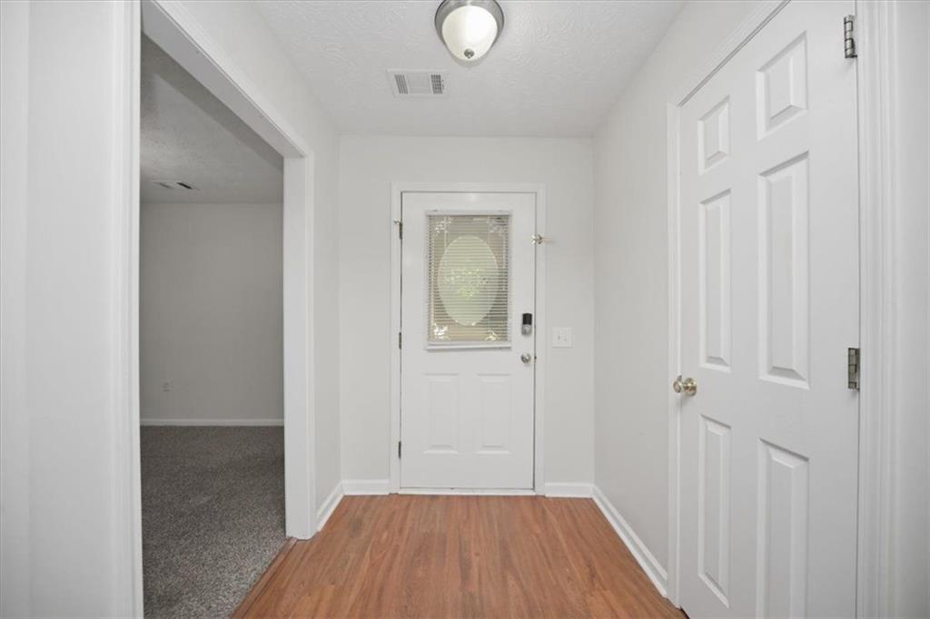 1454 Ida Lane