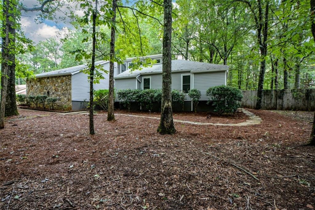 400 BENJAMIN Circle