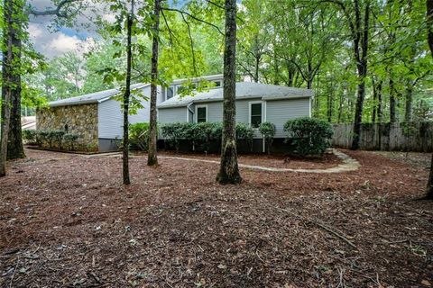 400 BENJAMIN Circle Fayetteville GA 30214