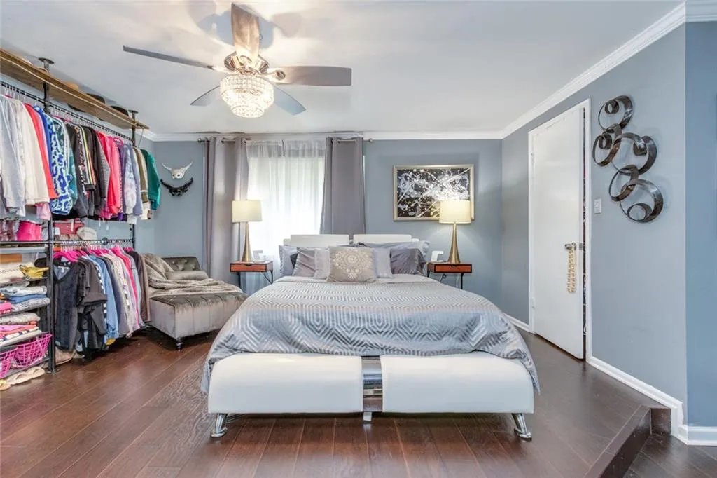 Roswell, Georgia 30076, United States, 3 Bedrooms Bedrooms, ,3 BathroomsBathrooms,Residential,Active,199999