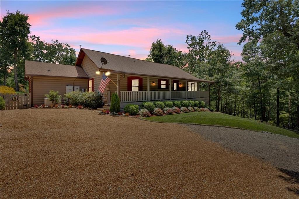 1528 Faith Court