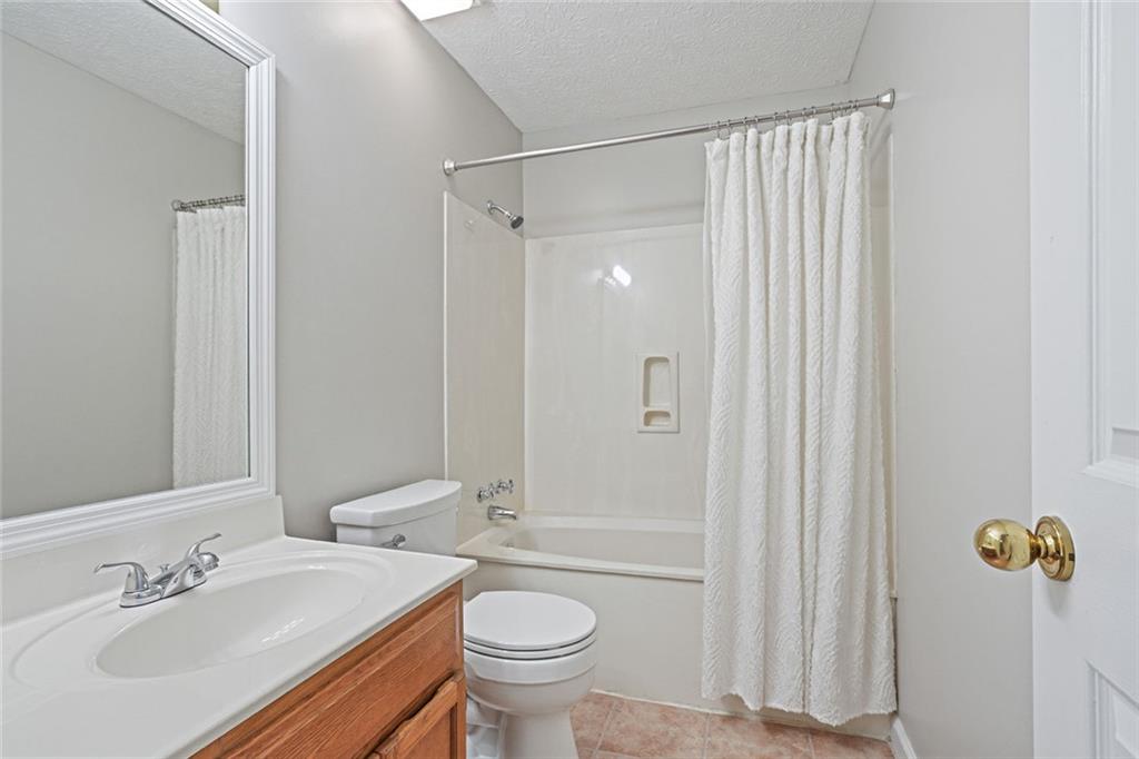 Camden Pond - Residential