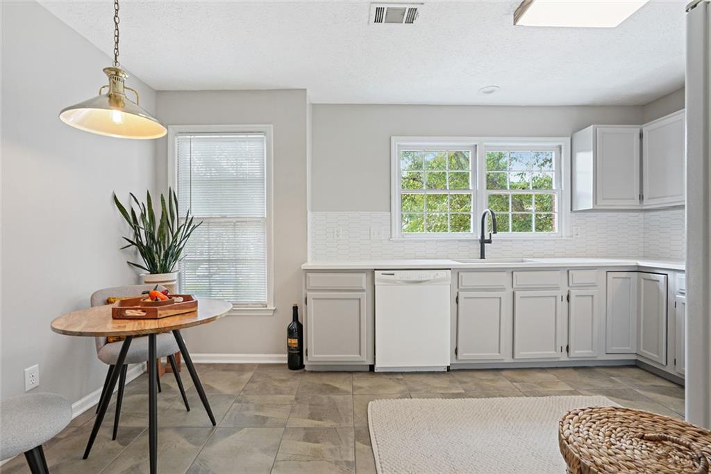 Camden Pond - Residential
