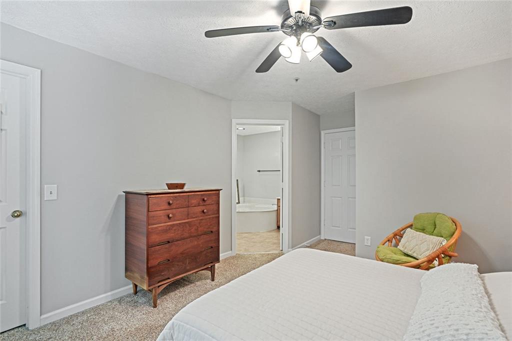 Camden Pond - Residential