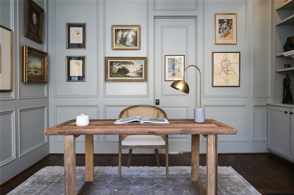 130 Blackland Road NW