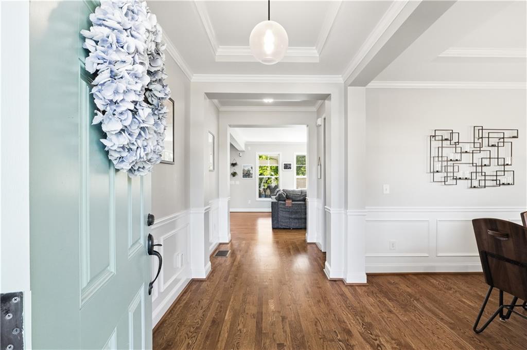 108 Mountain View Road NW