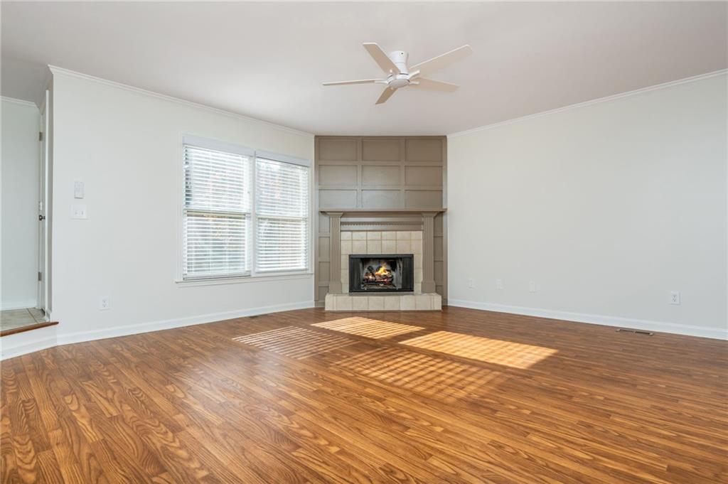 Holcomb Springs - Residential