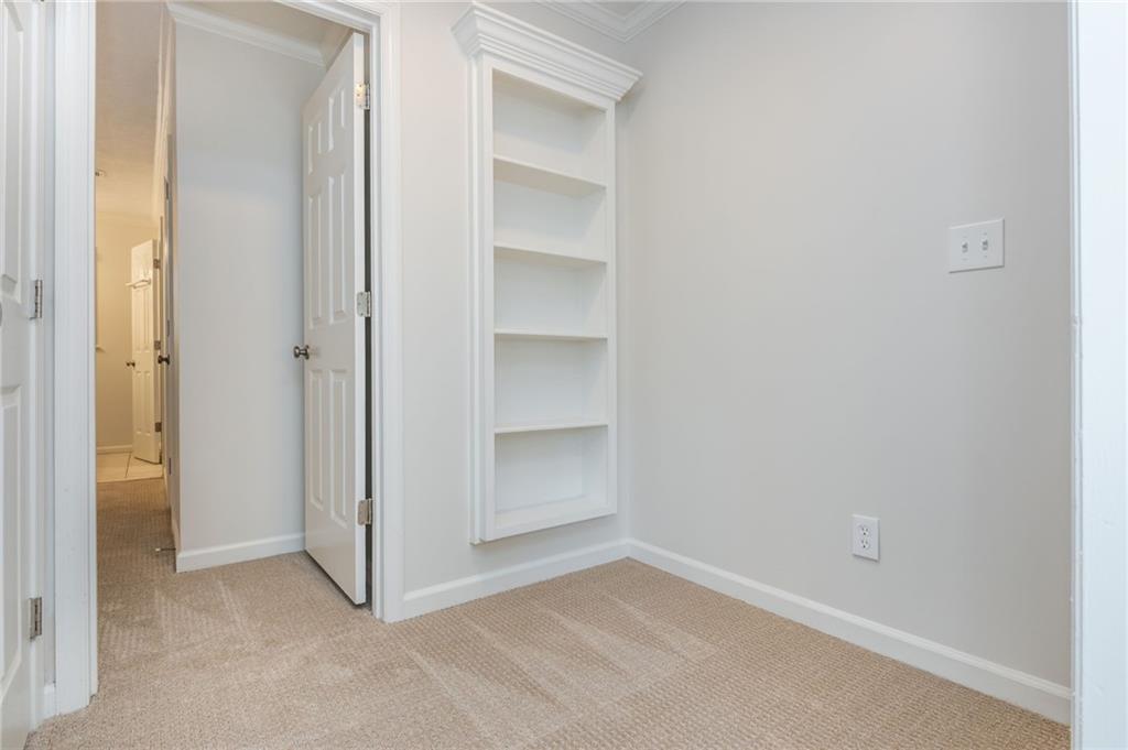 Holcomb Springs - Residential