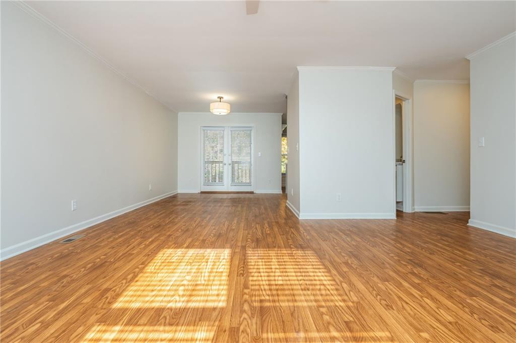 Holcomb Springs - Residential