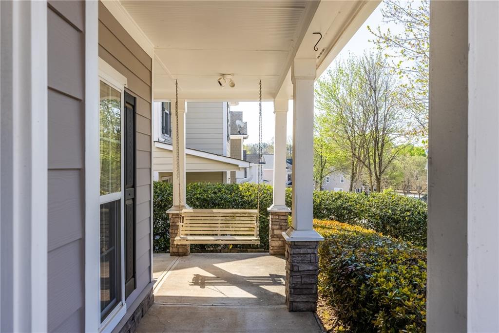 1008 Lake Pointe Court