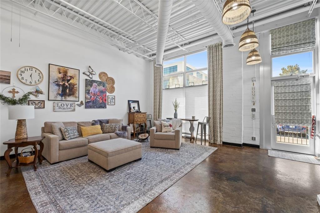 5200 Peachtree Road 2114