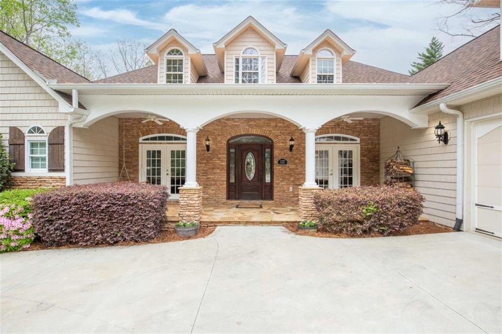 5804 Ridgewater Circle