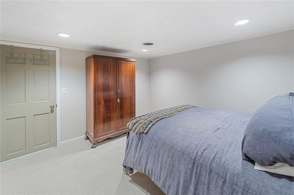 BURNT HICKORY HILLS - Residential