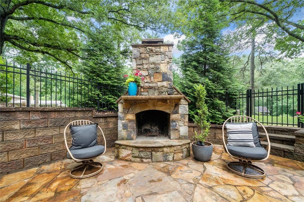 BURNT HICKORY HILLS - Residential