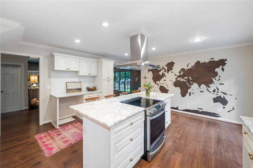 BURNT HICKORY HILLS - Residential