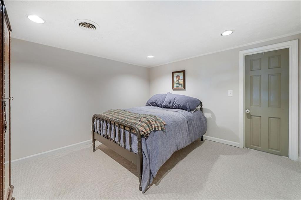 BURNT HICKORY HILLS - Residential
