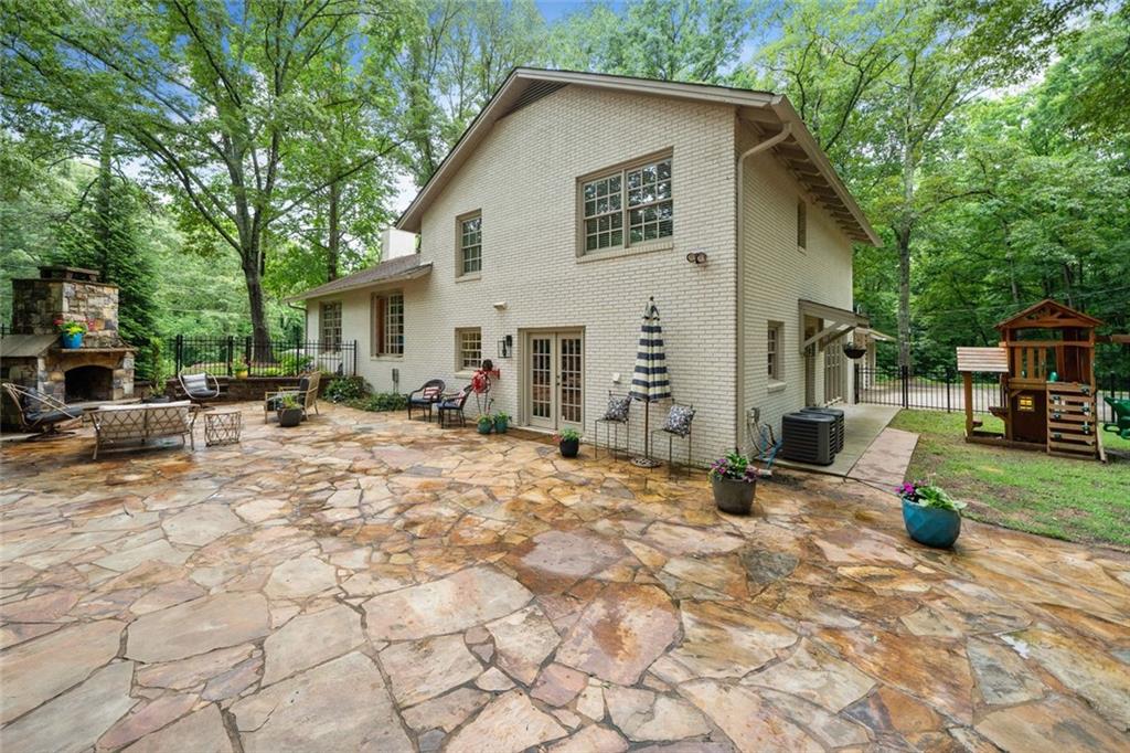 BURNT HICKORY HILLS - Residential