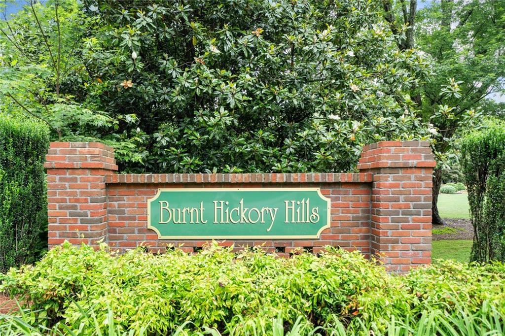 BURNT HICKORY HILLS - Residential