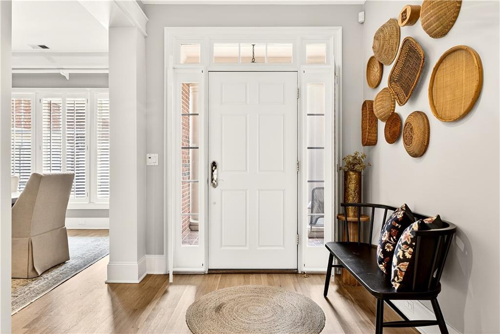 1168 Bellewood Square