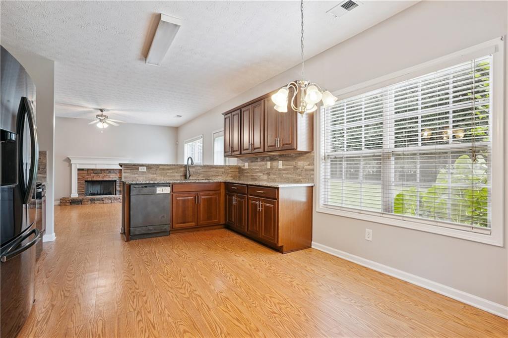 2239 Mission Ridge Drive SE