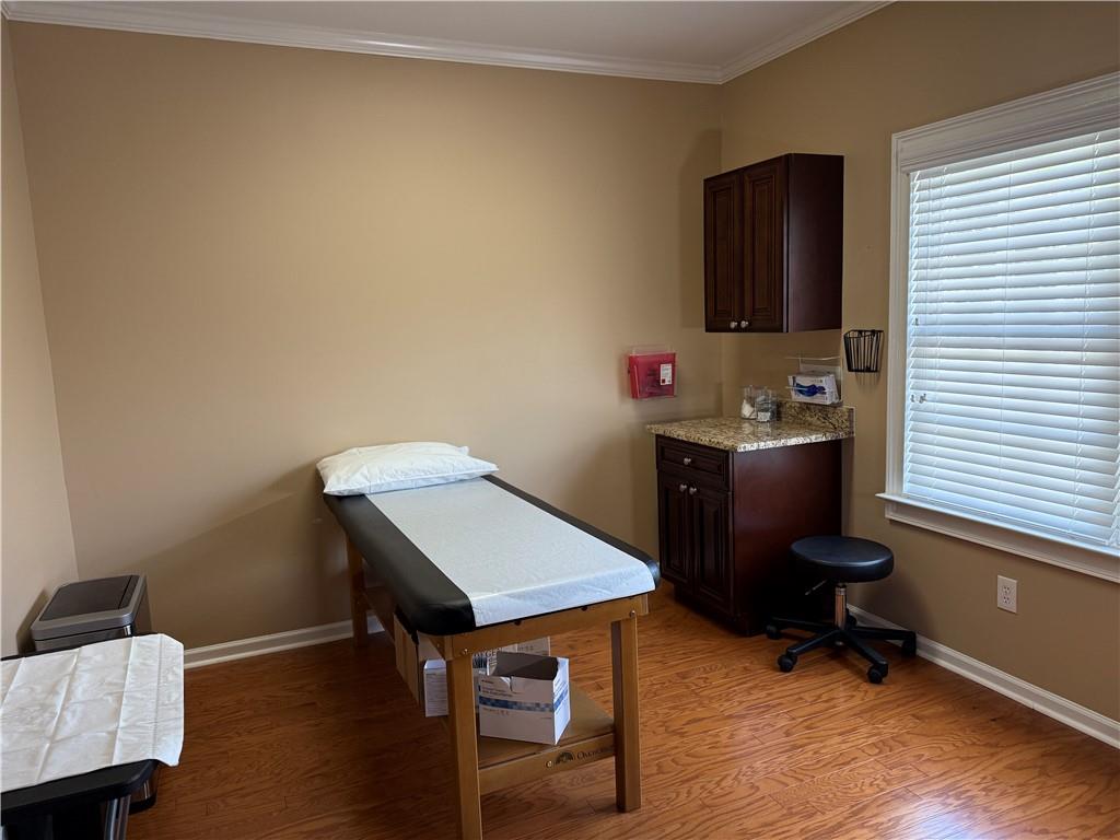 4595 Towne Lake Parkway 240-140