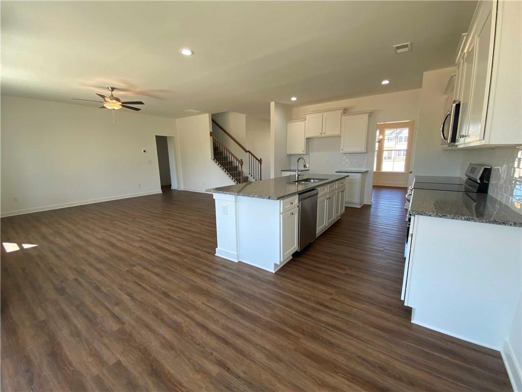 1090 Titus Lane, Statham, Georgia image 6