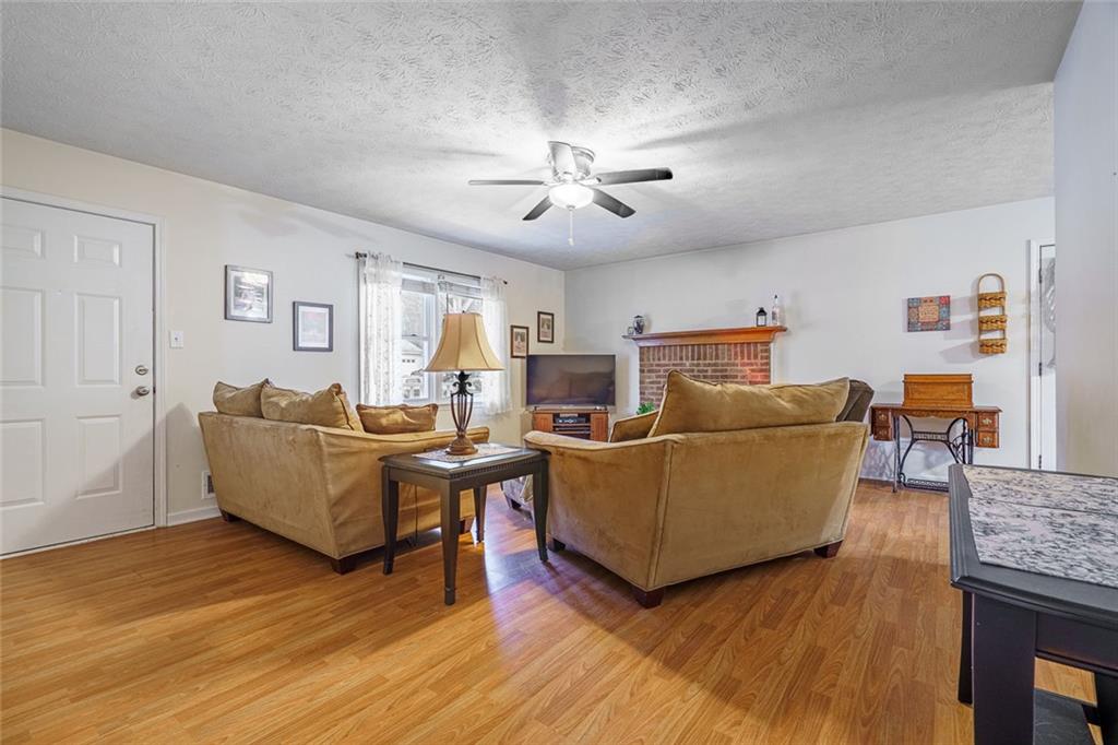 2810 Crystal Brooke Lane