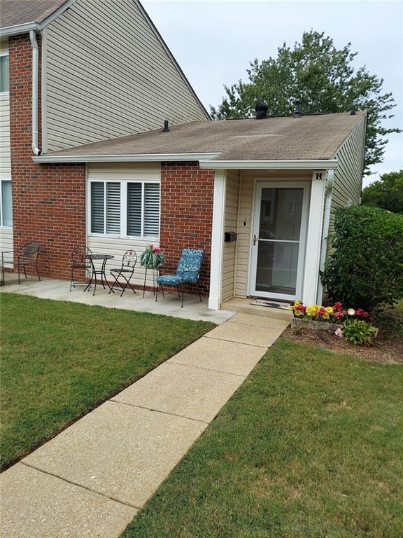 636 North Avenue #H-10, Jonesboro, Georgia image 1