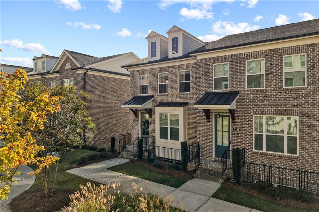 3227 BARTEE Walk