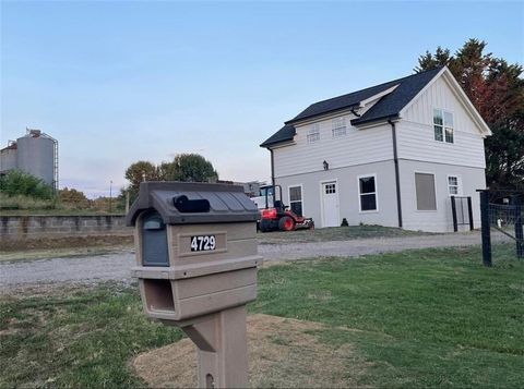 4729 Willie Robinson Road Gainesville GA 30506