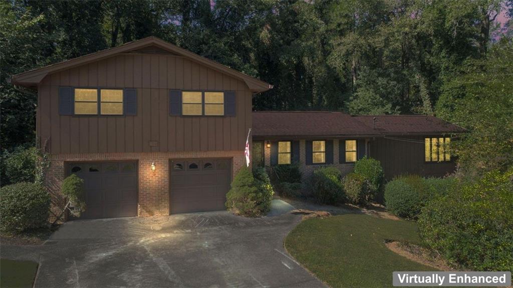 313 Nancy Court SW