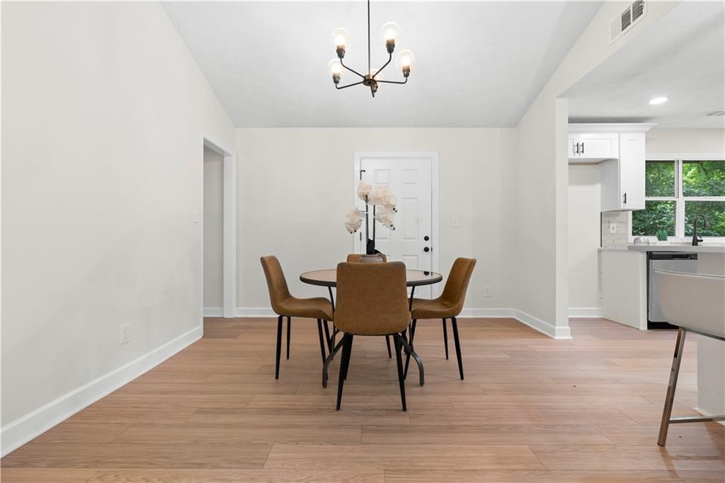 1490 Diplomat Drive, Riverdale, Georgia image 10