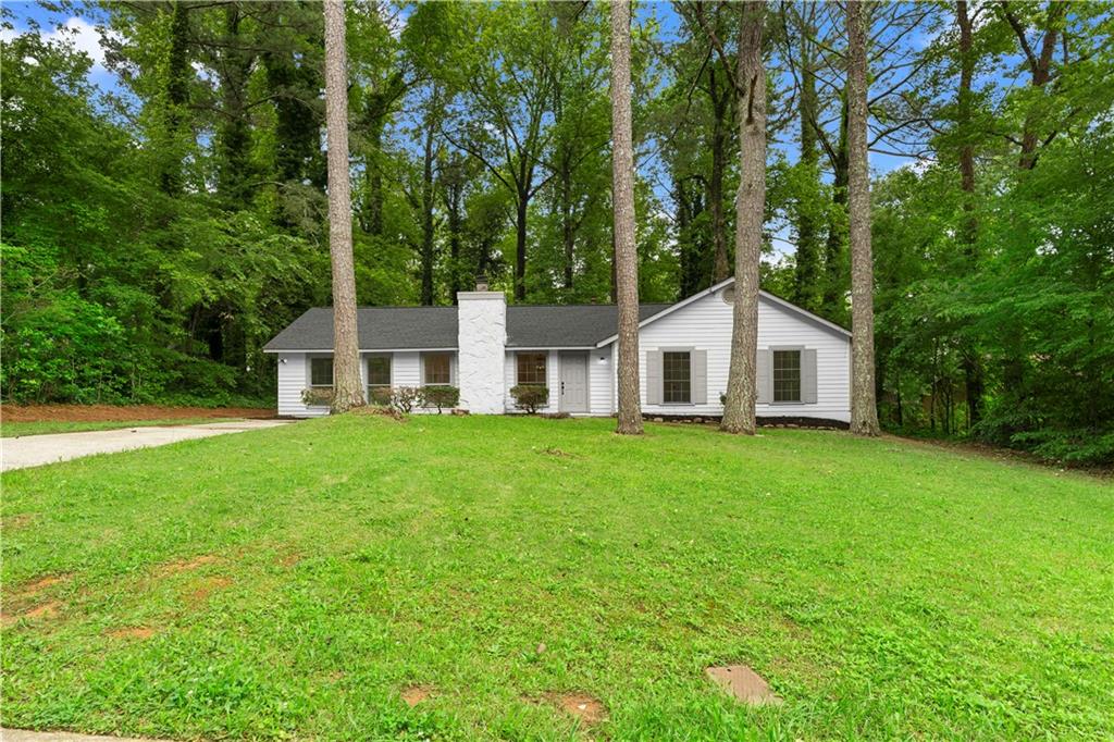 1490 Diplomat Drive, Riverdale, Georgia image 1