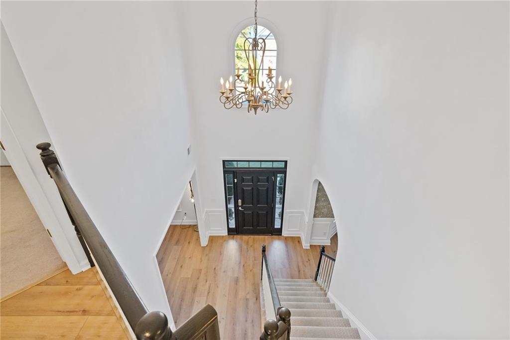 Lakefield Manor - Residential