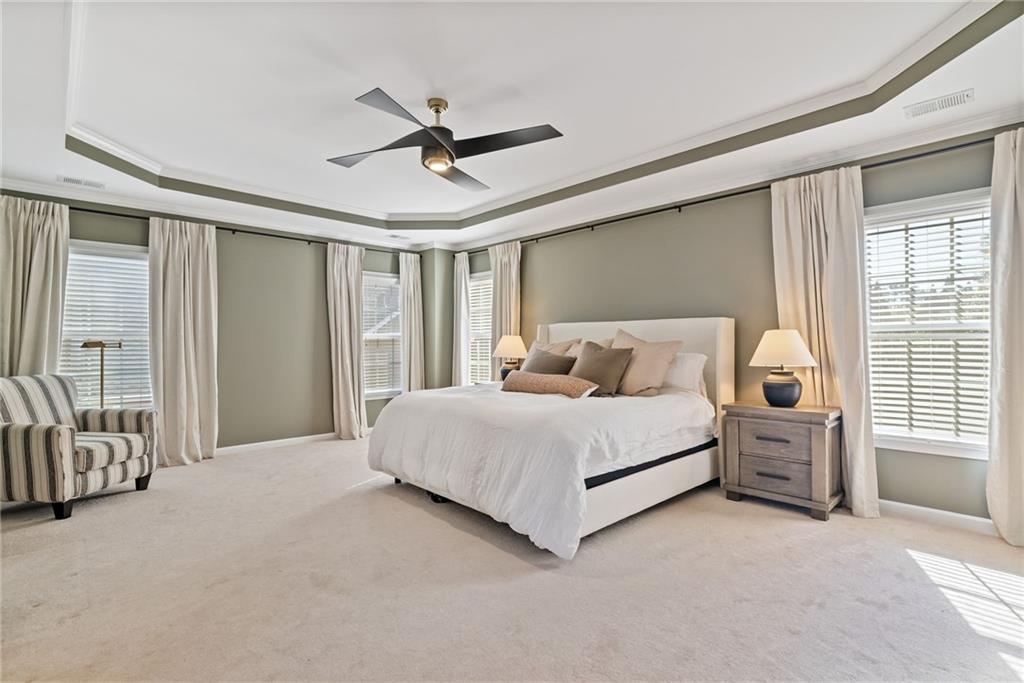 Lakefield Manor - Residential