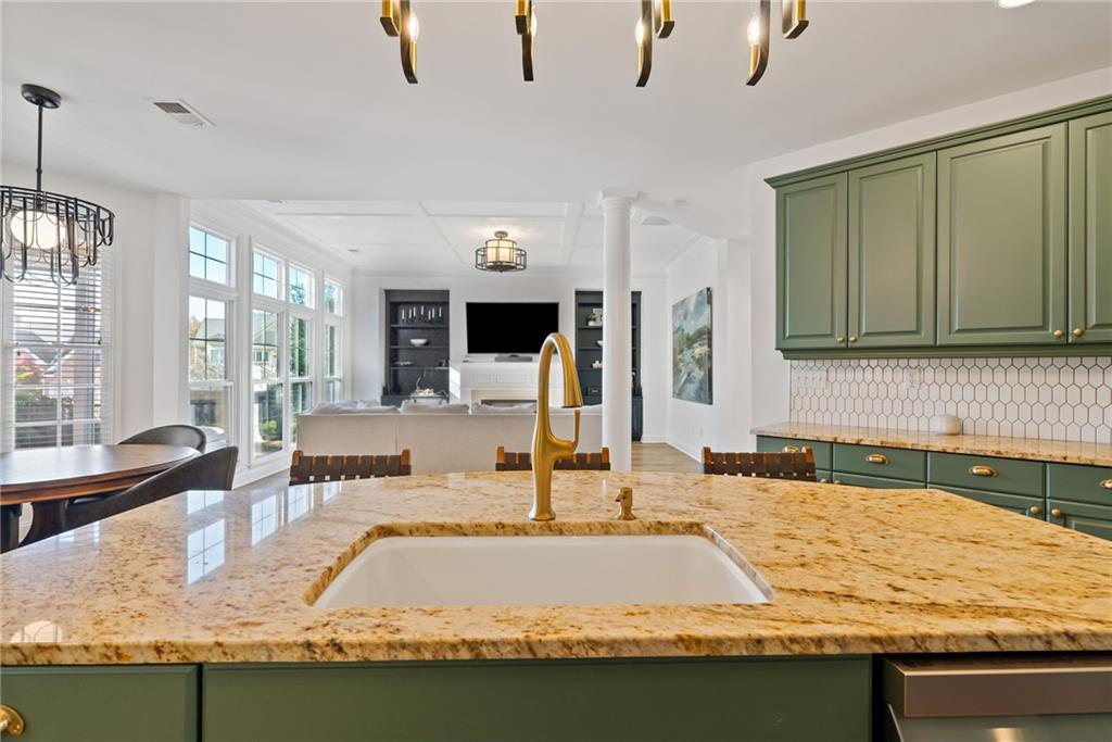 Lakefield Manor - Residential