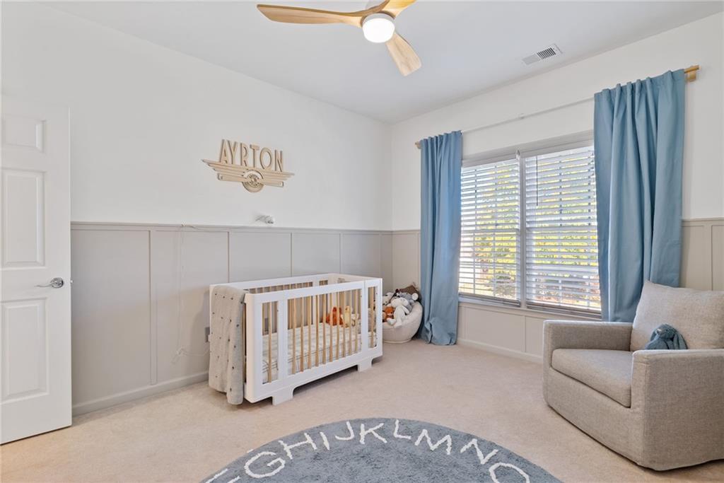 Lakefield Manor - Residential