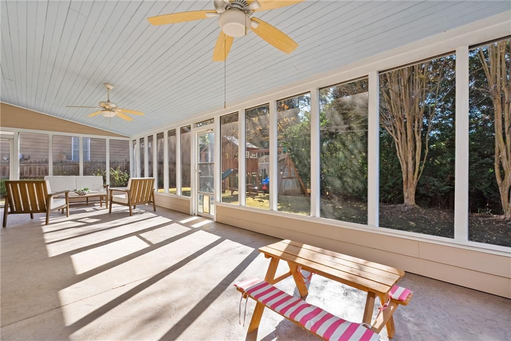 Lakefield Manor - Residential