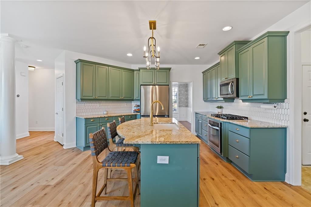 Lakefield Manor - Residential