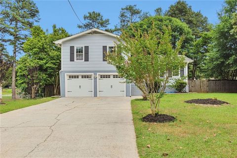 Homes For Sale - 1858 Valley View Road<br/> Snellville, GA 30078