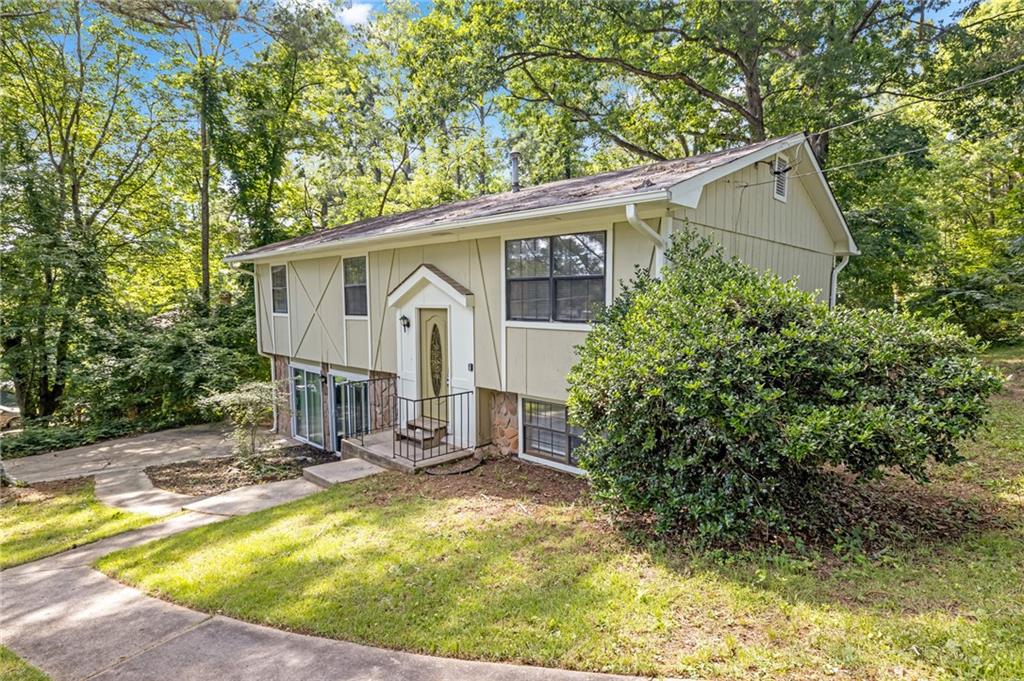 4690 Big Valley Court