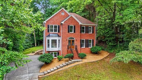 Homes For Sale - 2280 Northbrook Ridge<br/> Kennesaw, GA 30152