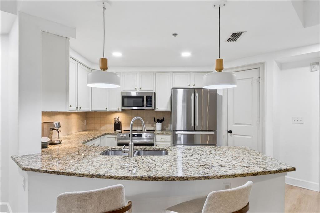 200 River Vista Drive 311