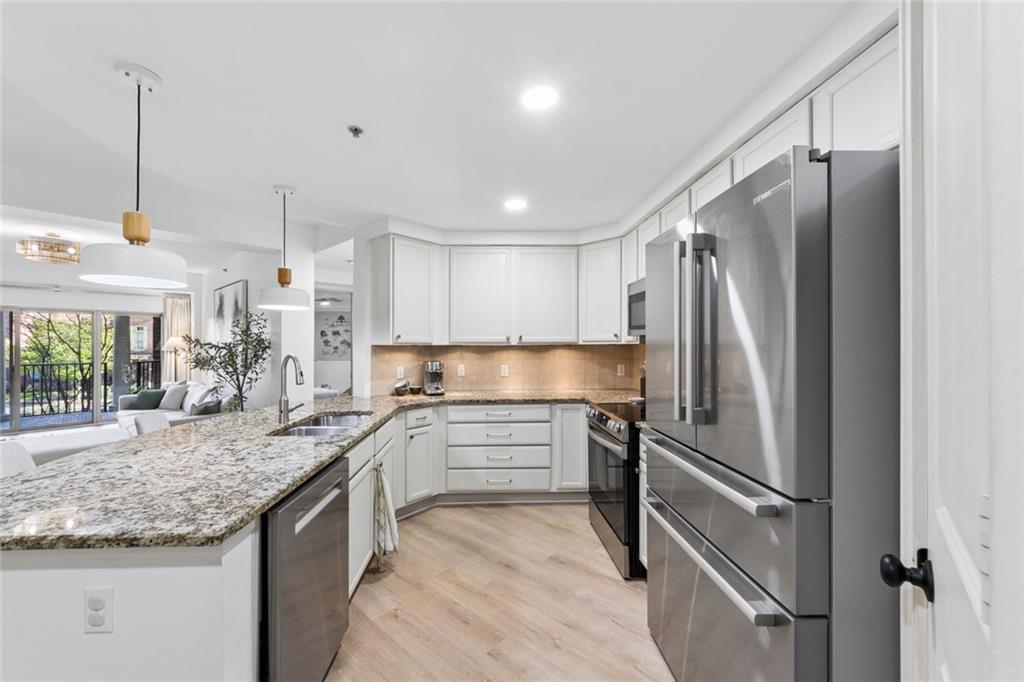 200 River Vista Drive 311