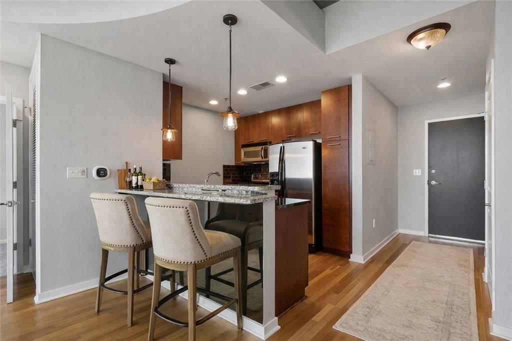 3324 Peachtree Road NE 2804