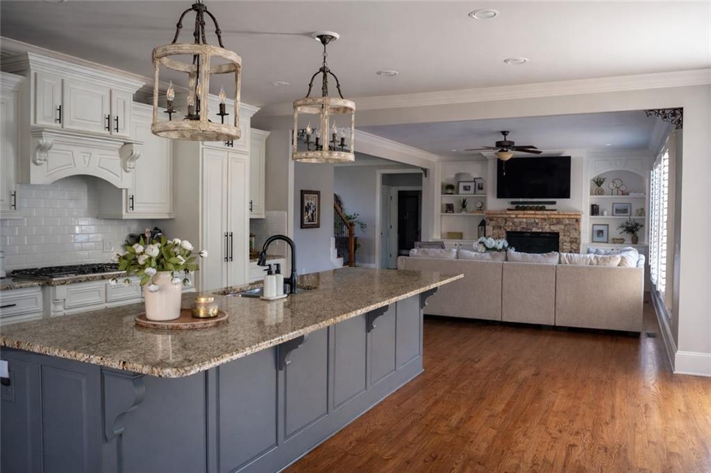 5305 Harris Springs Drive