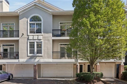 4254 River Green Drive NW 611 Atlanta GA 30327