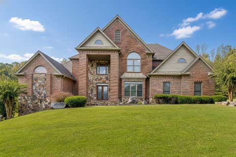 Homes For Rent - 940 Chateau Forest Road<br/> Hoschton, GA 30548